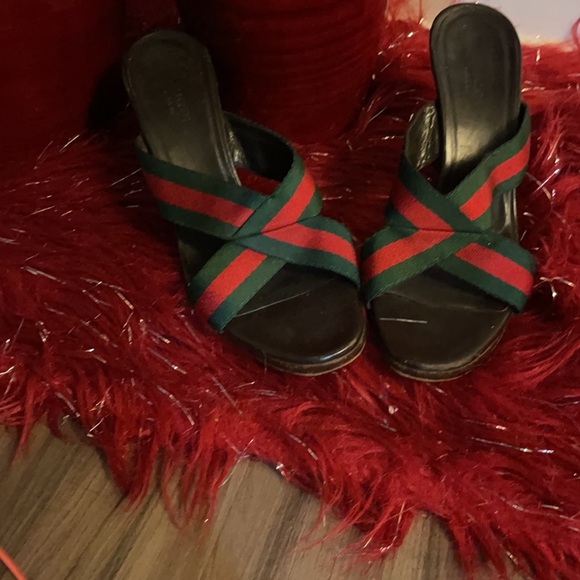 Authentic GUCCI WEDGES - Picture 6 of 6